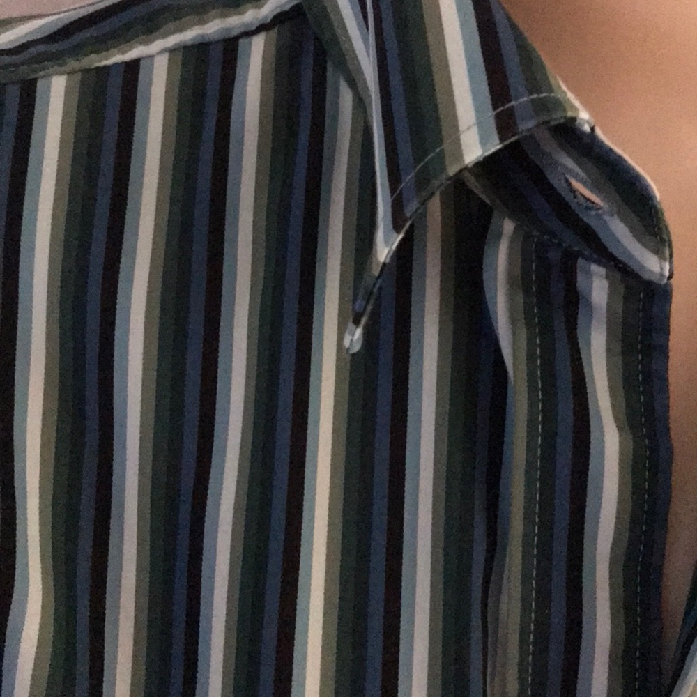 2 LS The Limited button down Blouses EUC - Picture 7 of 8